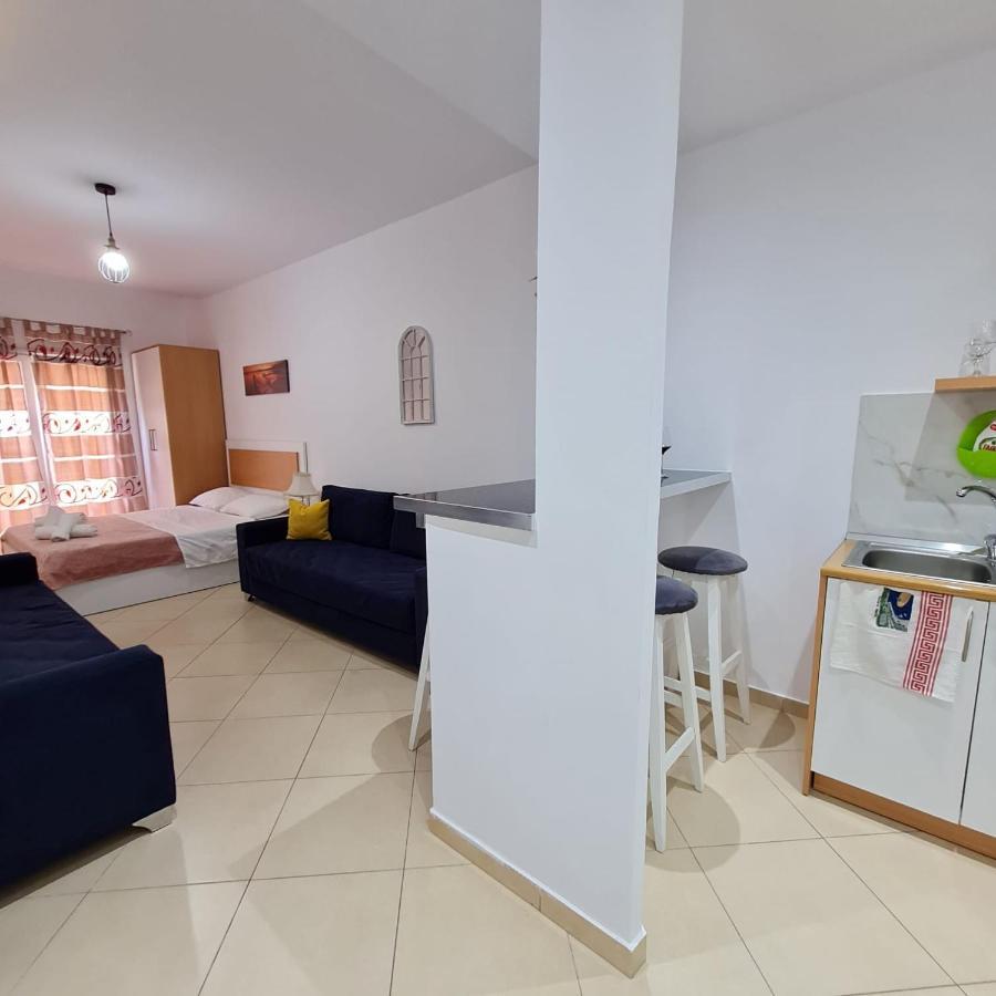 Studio By The Beach - Vlorë エクステリア 写真