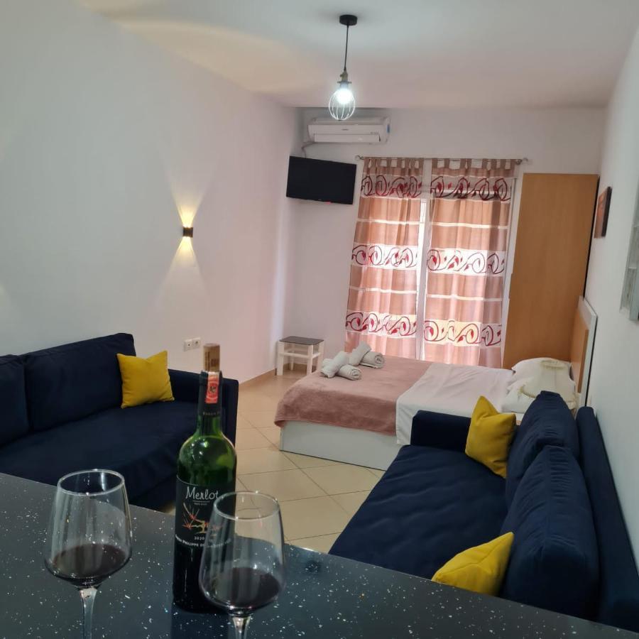 Studio By The Beach - Vlorë エクステリア 写真