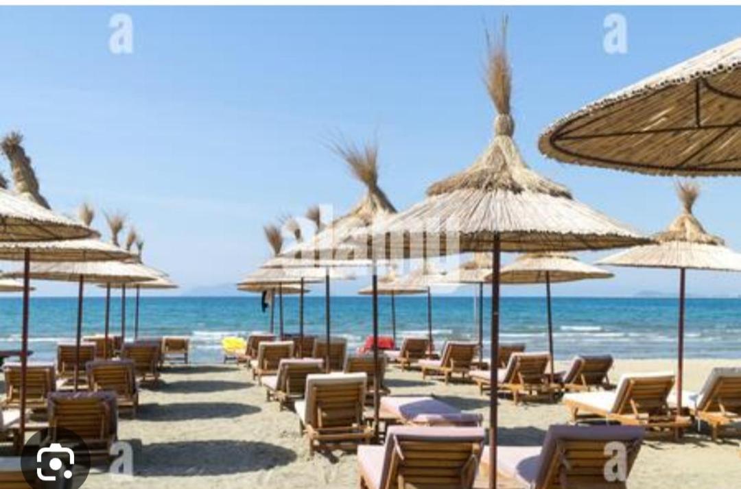 Studio By The Beach - Vlorë エクステリア 写真